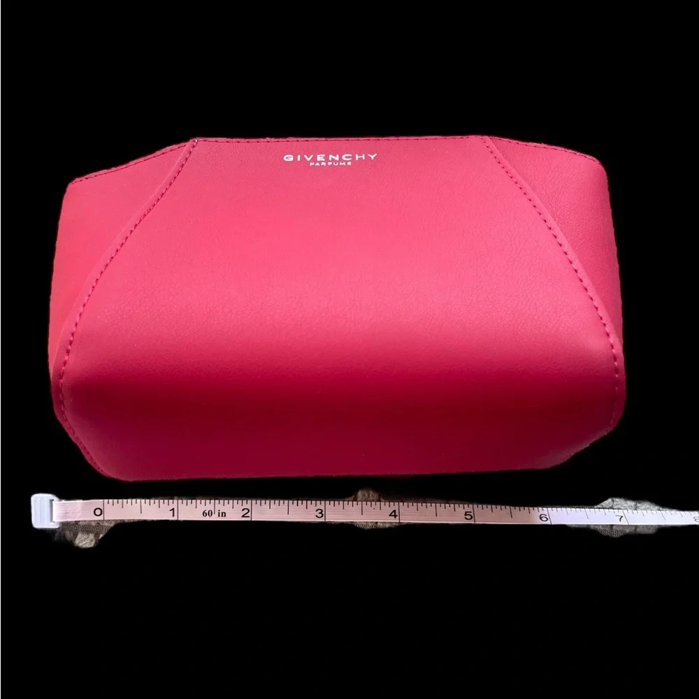 New Red Givenchy VIP Vegan Leather Clitch/ Pouch with Givenchy Zipper Pull - Picture 3 of 5